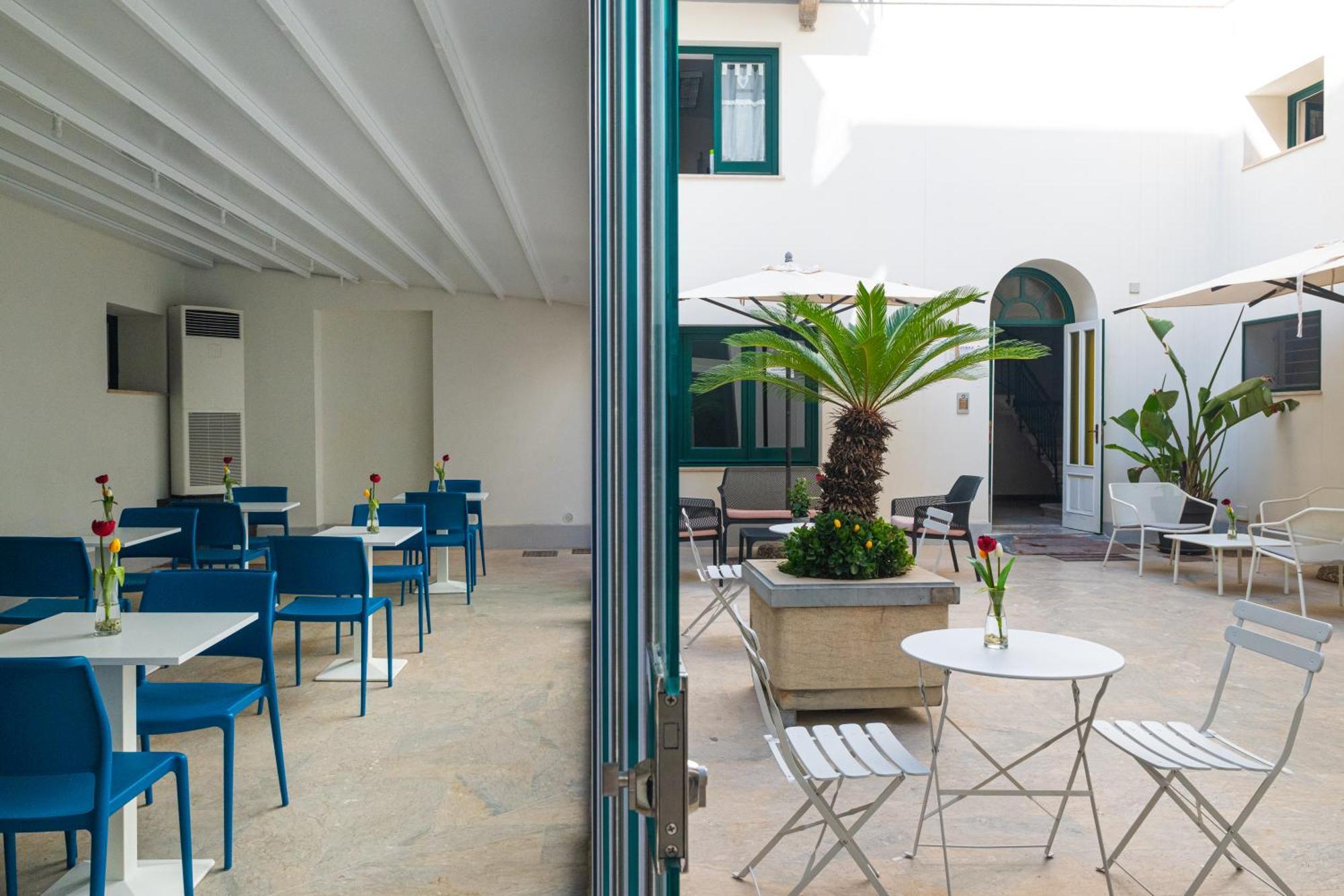 Historico Loft & Rooms Palazzo Adragna XIX Trapani Exterior photo